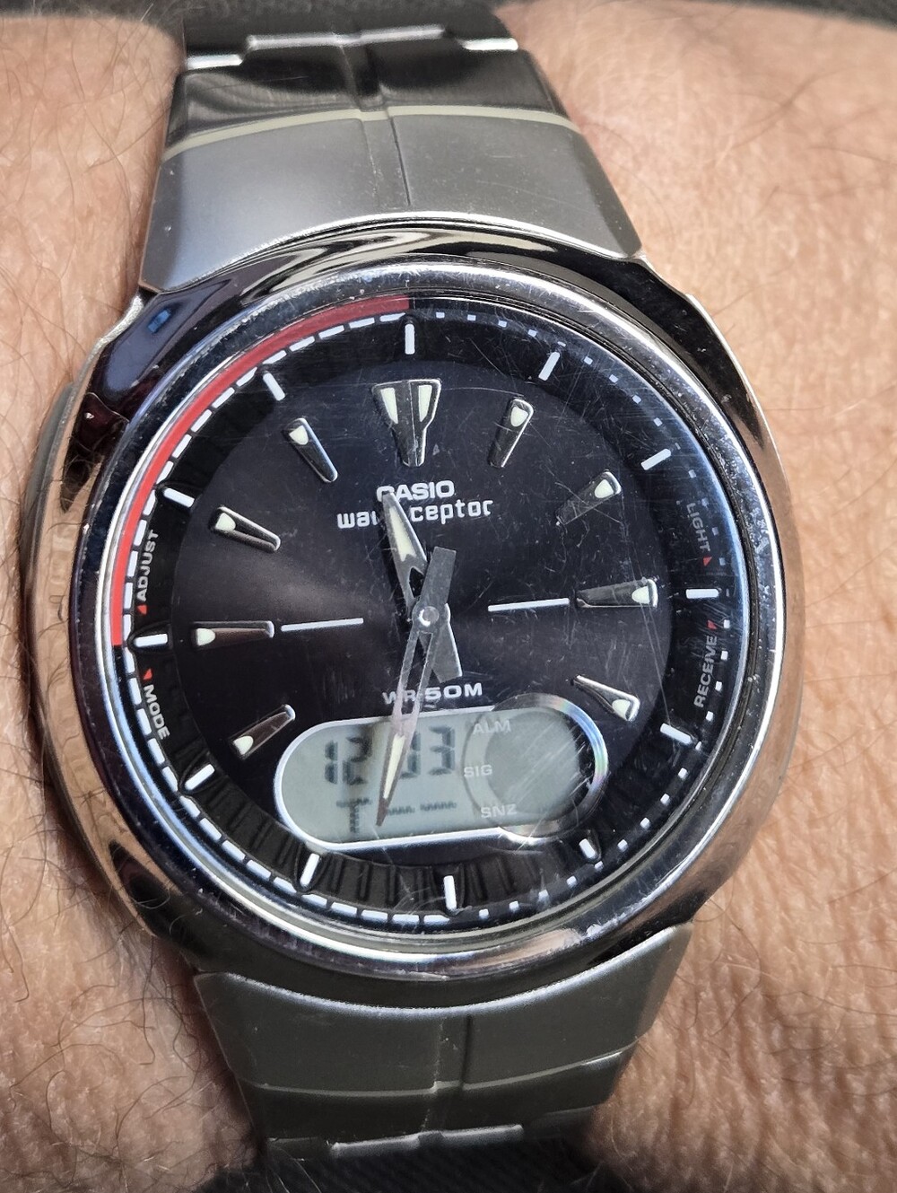 2003 Casio Wave Ceptor Watch very clean. w/ new battery